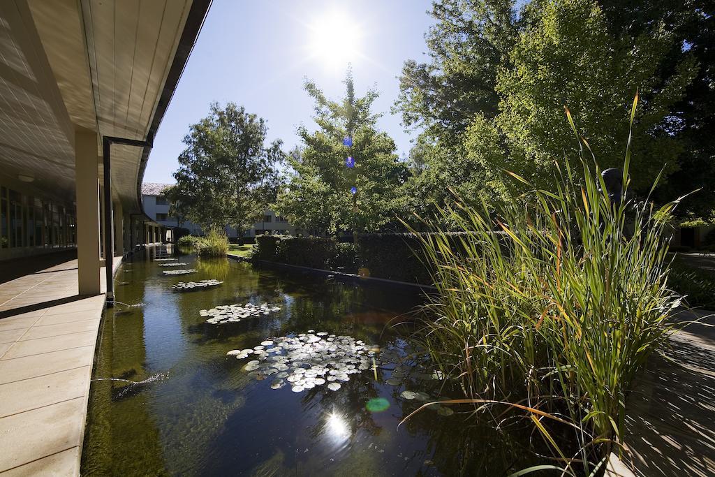 University House - Anu Canberra Exterior photo